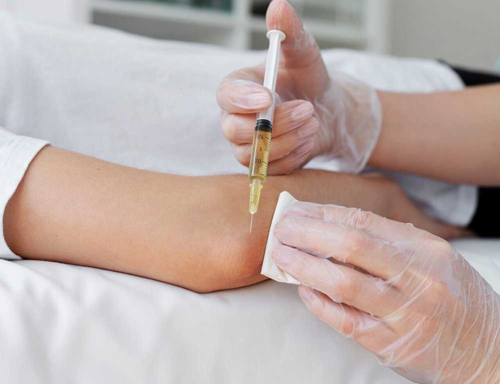 Joint Injections at Pain & Headache Center