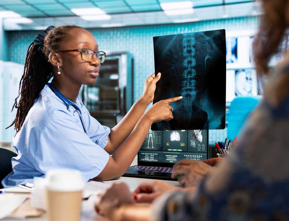 Epidural Treatment at Pain & Headache Center